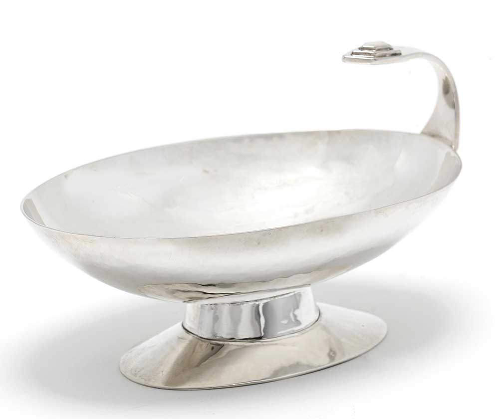 AN ART DECO SILVER DISH by Charles Boyton & Son