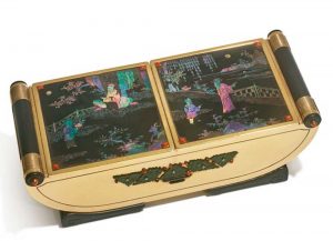 A FRENCH ART DECO GOLD AND LACQUE BURGAUTÉ DOUBLE CIGARETTE BOX